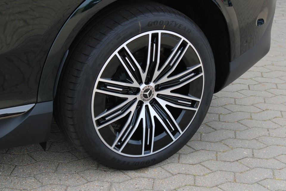 Mercedes EQE300 SUV AMG Line 5d