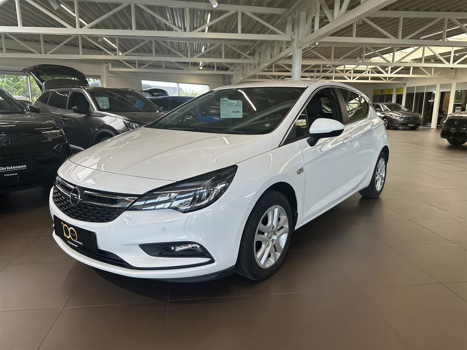 Opel Astra 1,0 T 105 Excite 5d