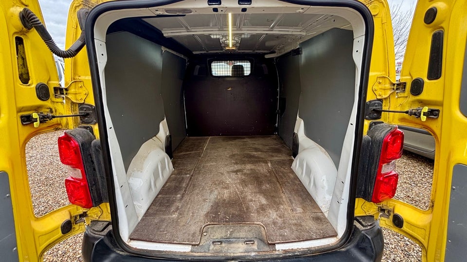 Peugeot Expert 2,0 BlueHDi 120 L2 Plus Van