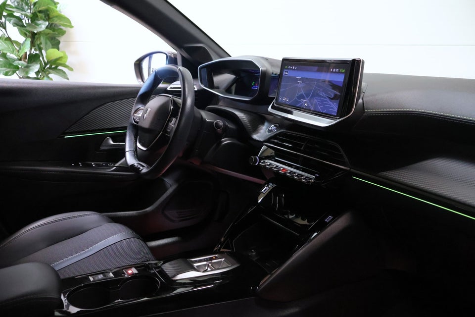 Peugeot e-208 54 GT 5d