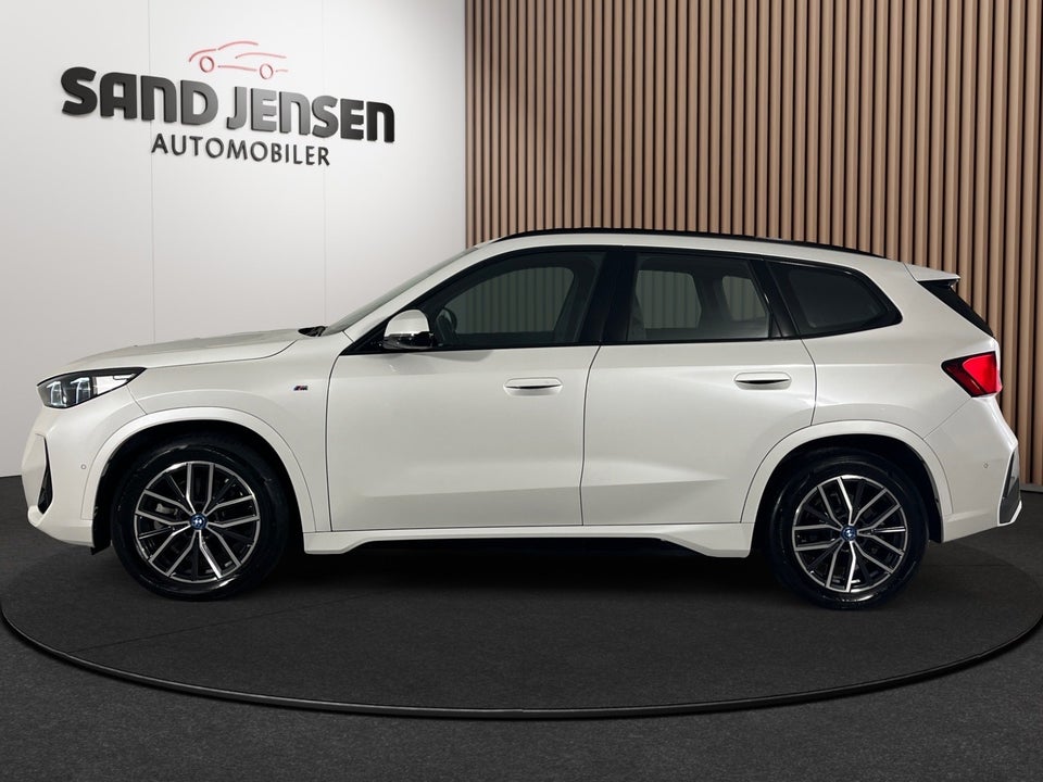 BMW iX1 xDrive30 M-Sport 5d