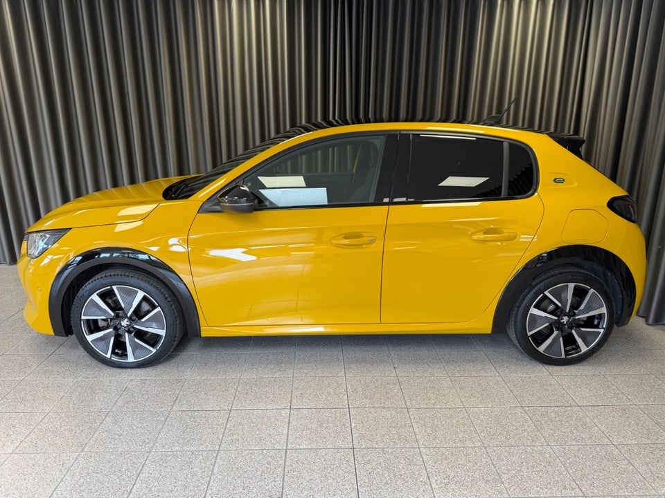 Peugeot e-208 50 GT 5d