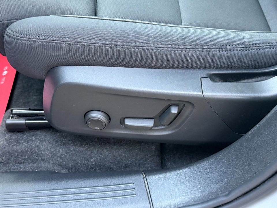 Volvo XC40 ReCharge Extended Range Ultimate 5d