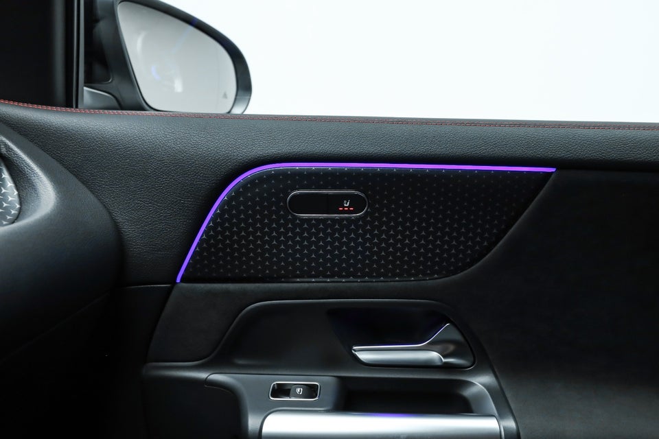 Mercedes EQA350 AMG Line 4Matic 5d