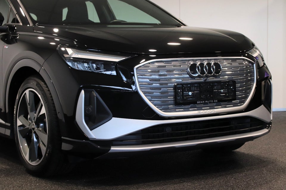 Audi Q4 e-tron 40 S-line 5d