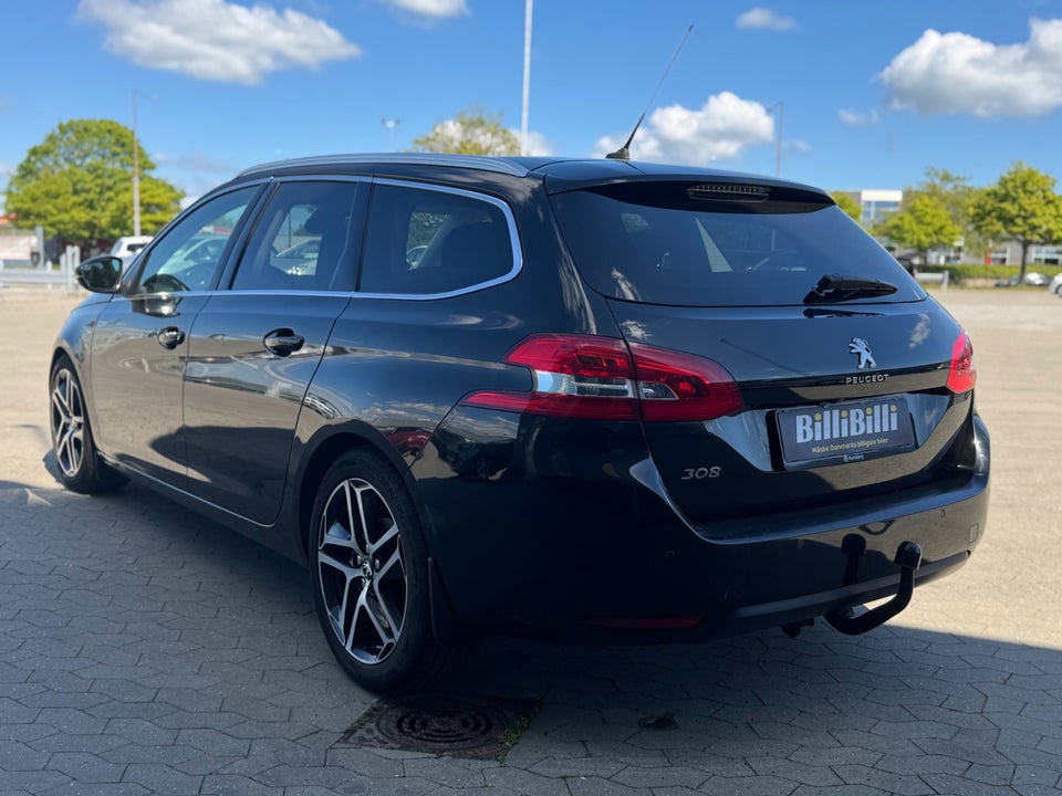 Peugeot 308 1,6 BlueHDi 120 Allure Sky SW EAT6 5d