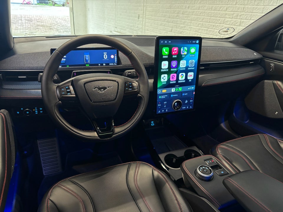 Ford Mustang Mach-E 70 Premium Standard Range AWD 5d