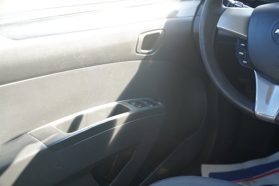 Chevrolet Spark 1,0 LS 5d