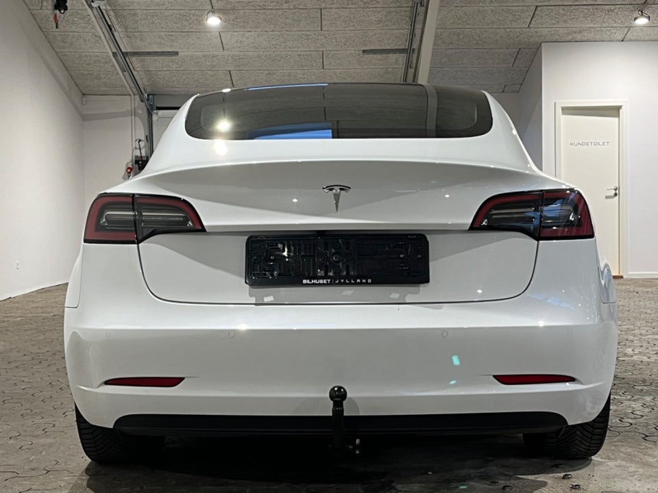 Tesla Model 3 RWD 4d