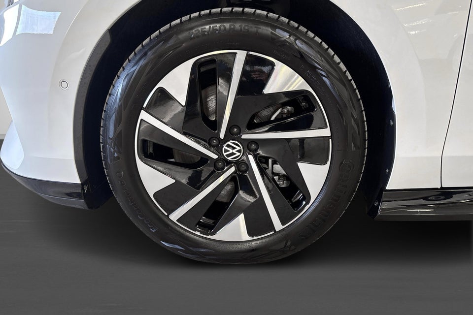 VW ID.7 77 Style+ Tourer 5d