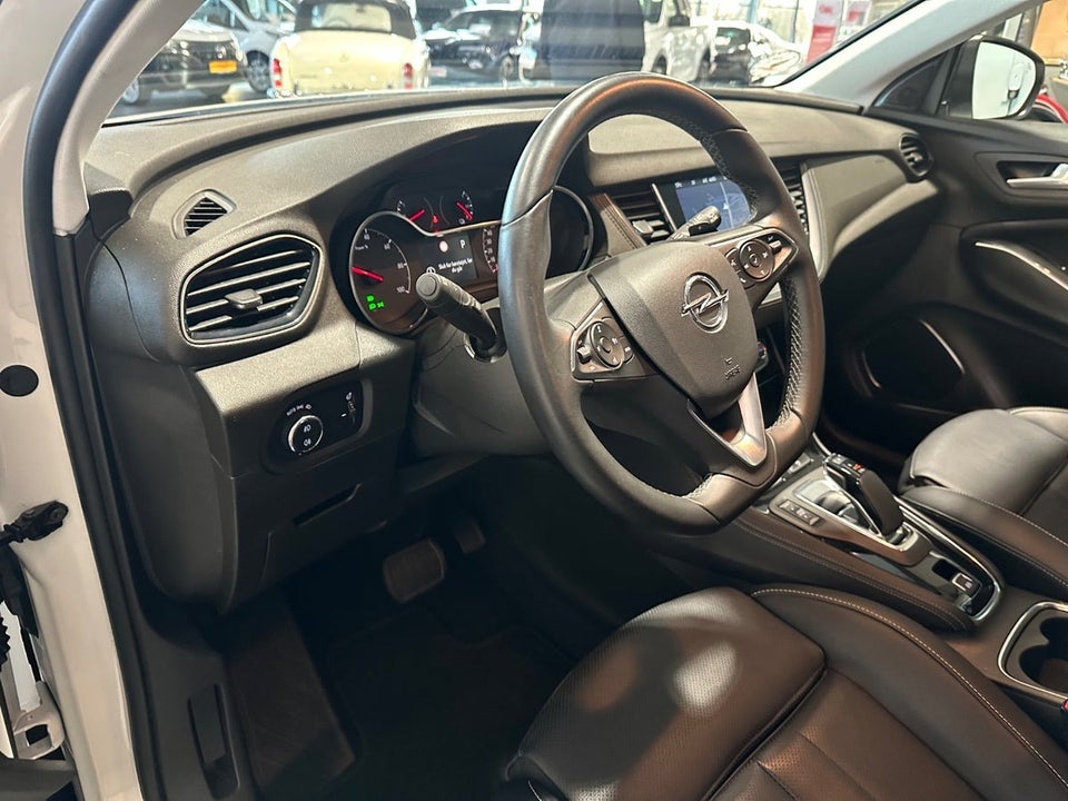 Opel Grandland X 1,6 Hybrid Ultimate aut. 5d