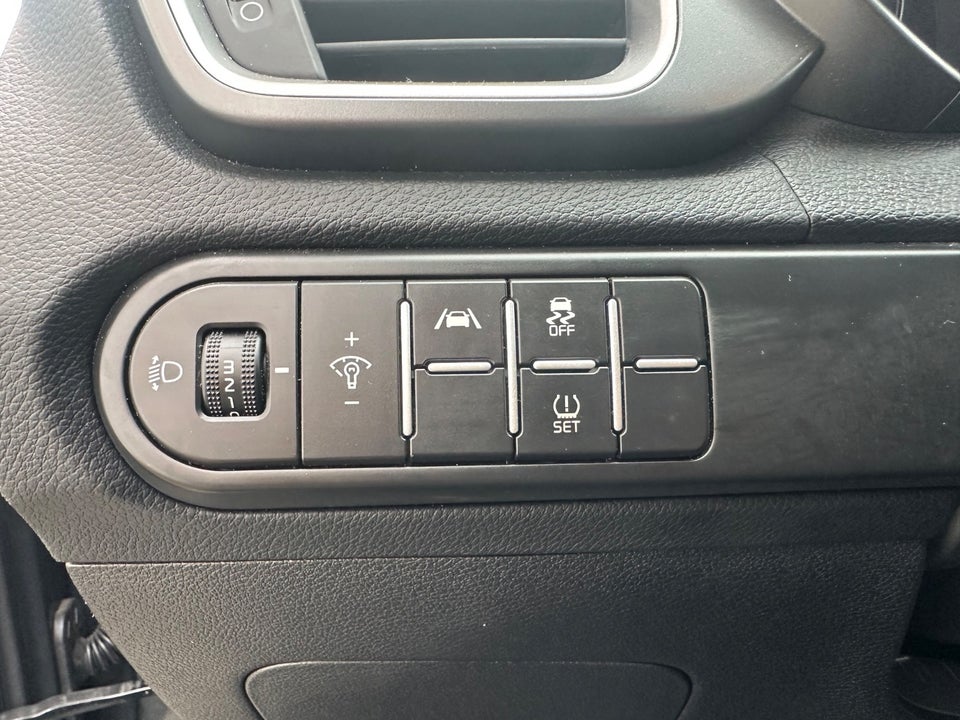 Kia Ceed 1,0 T-GDi Prestige 5d