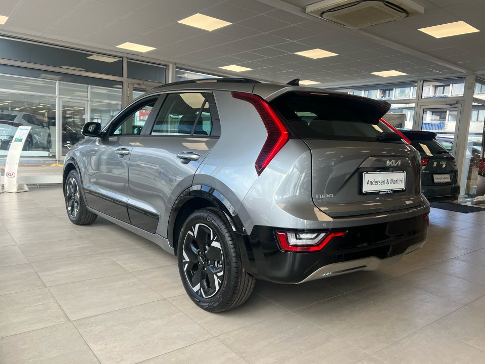Kia Niro 64 EV Prestige 5d
