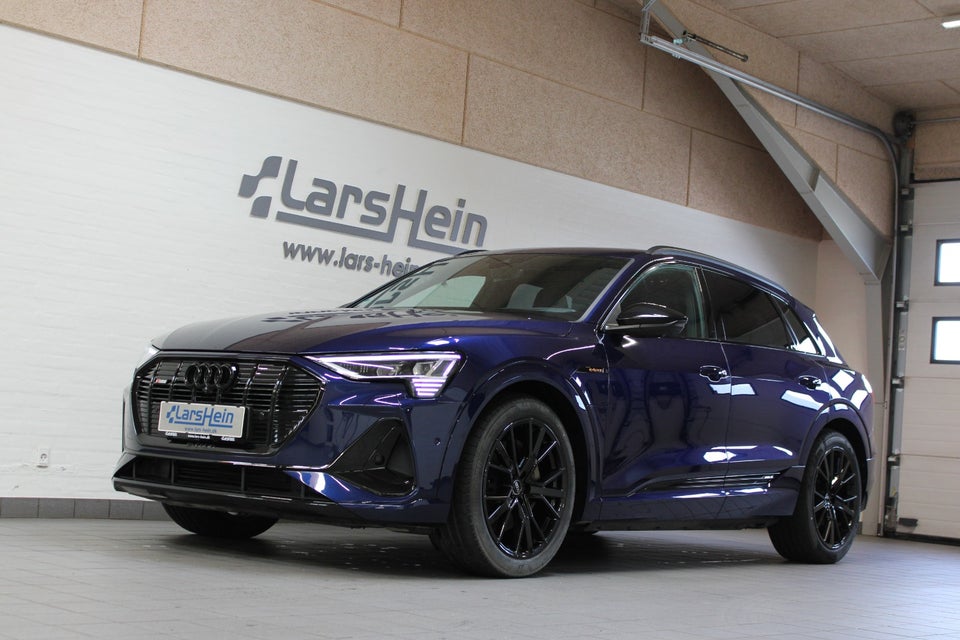 Audi e-tron 55 S-line quattro 5d