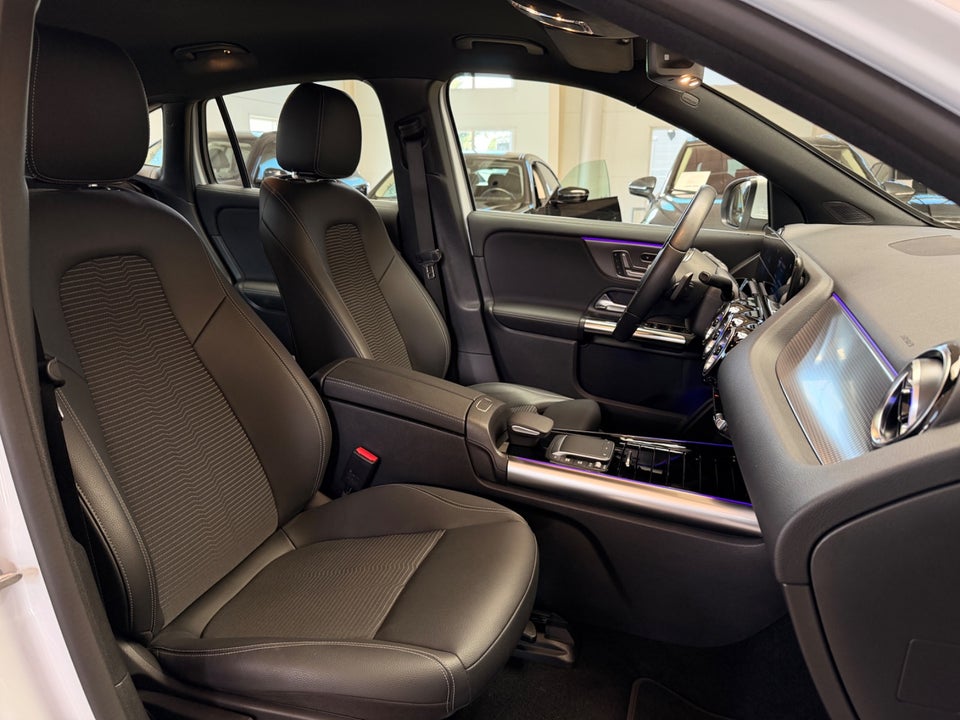 Mercedes EQA250 5d