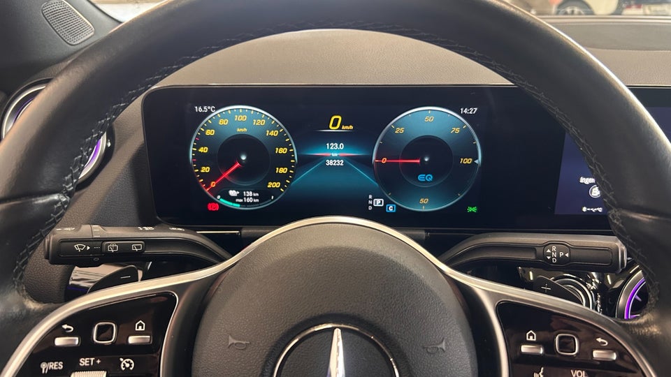 Mercedes EQA250 Progressive 5d