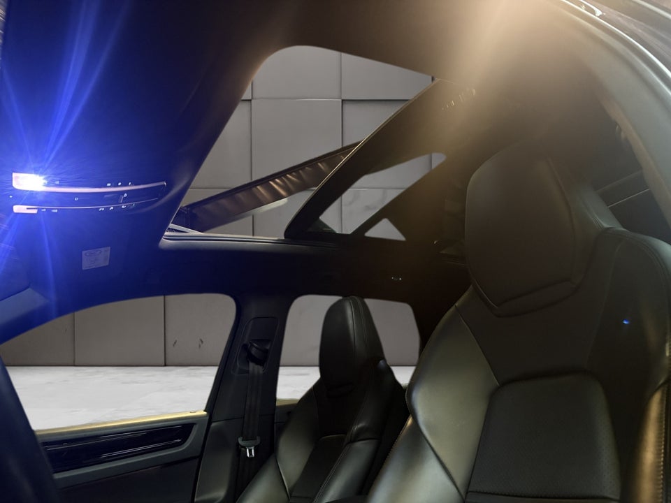 Porsche Cayenne 3,0 E-Hybrid Tiptr. 5d