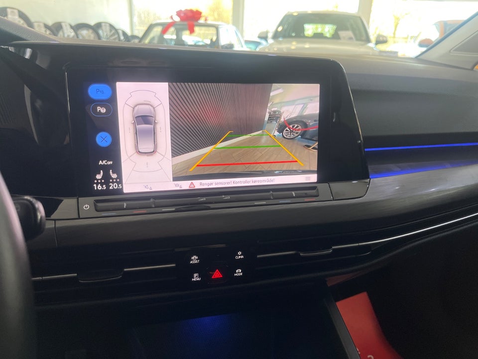 VW Golf VIII 1,4 eHybrid DSG 5d