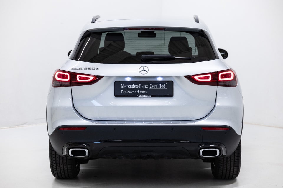 Mercedes GLA250 e 1,3 Progressive aut. 5d