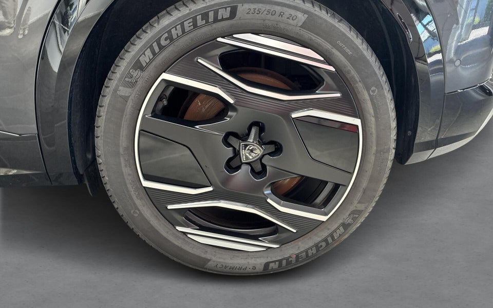 Peugeot e-3008 77 GT Pack 5d