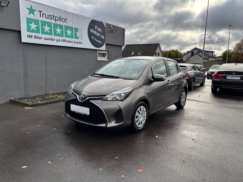 Toyota Yaris 1,5 Hybrid H1 e-CVT 5d