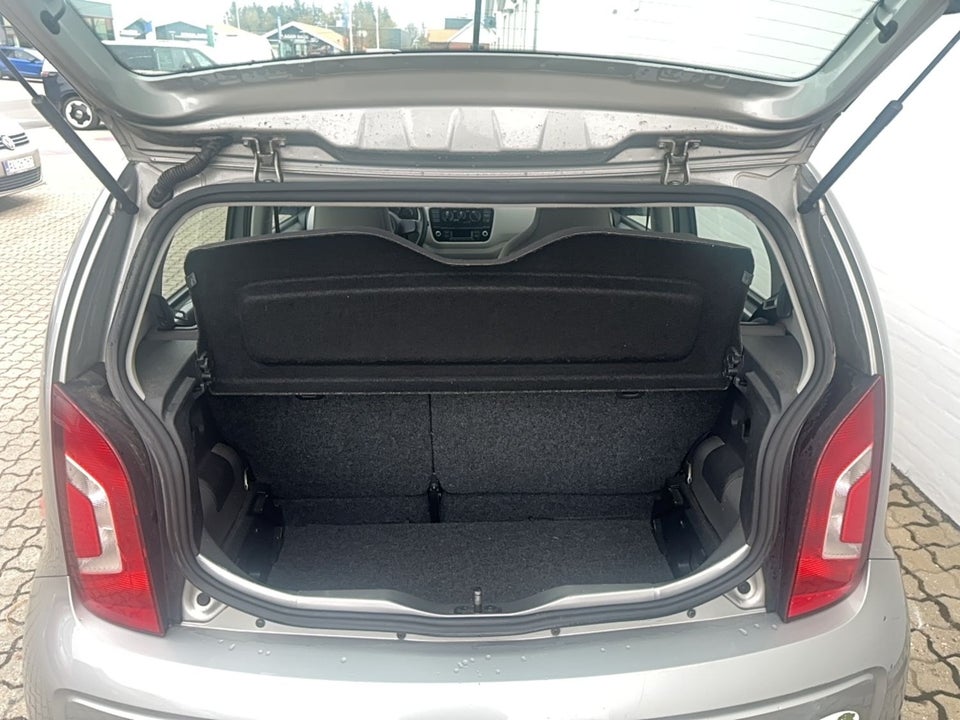 VW Up! 1,0 75 Club Up! ASG 5d
