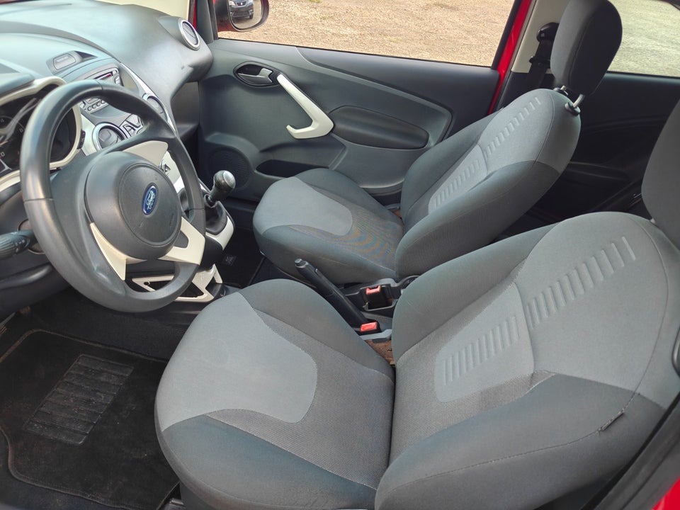 Ford Ka 1,2 Titanium 3d