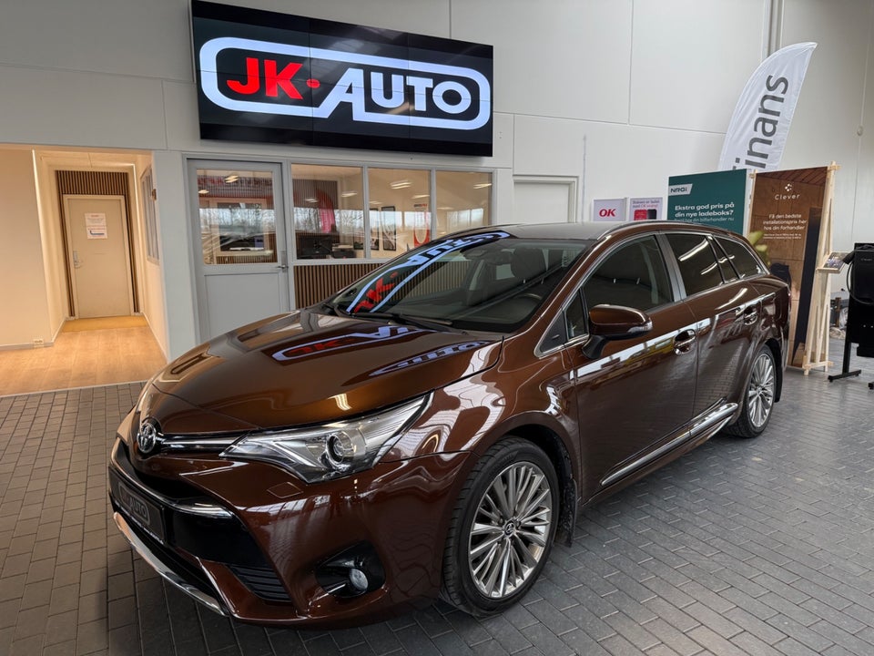 Toyota Avensis 1,8 VVT-i T2 Premium Touring Sports 5d