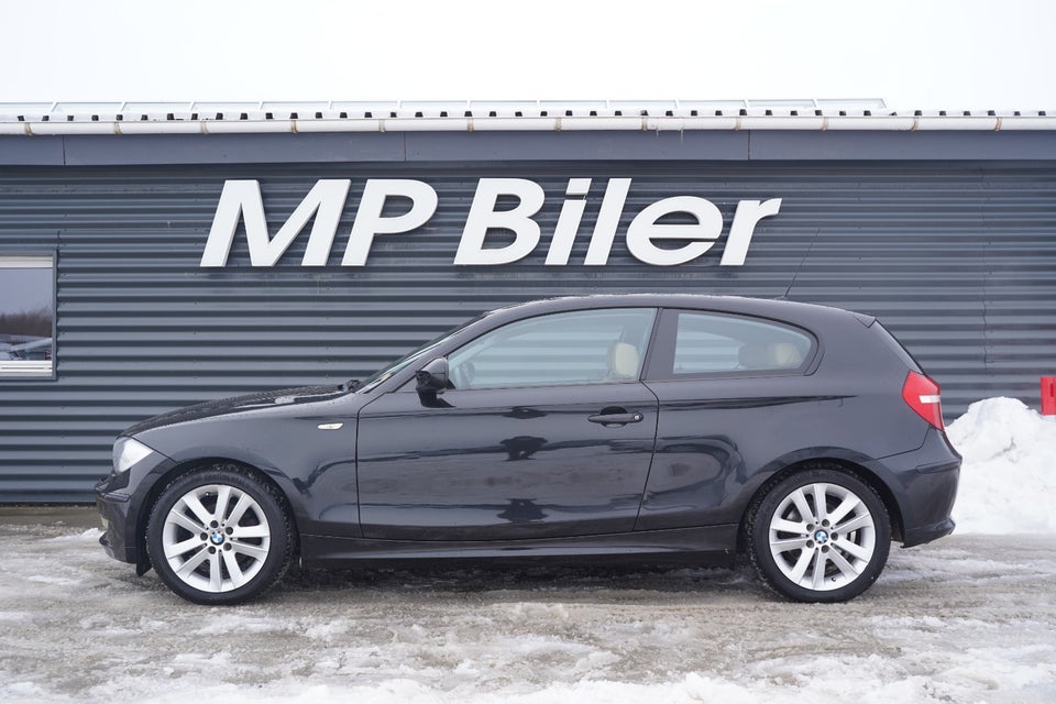 BMW 118i 2,0 aut. 3d