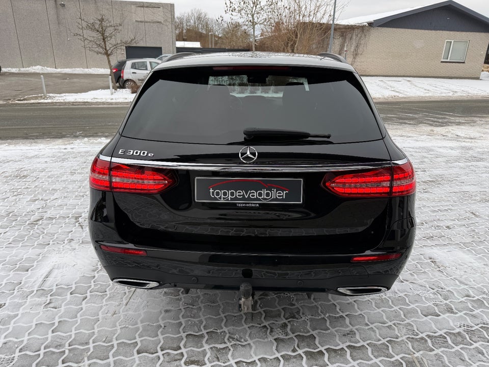 Mercedes E300 e 2,0 AMG Line stc. aut. 5d
