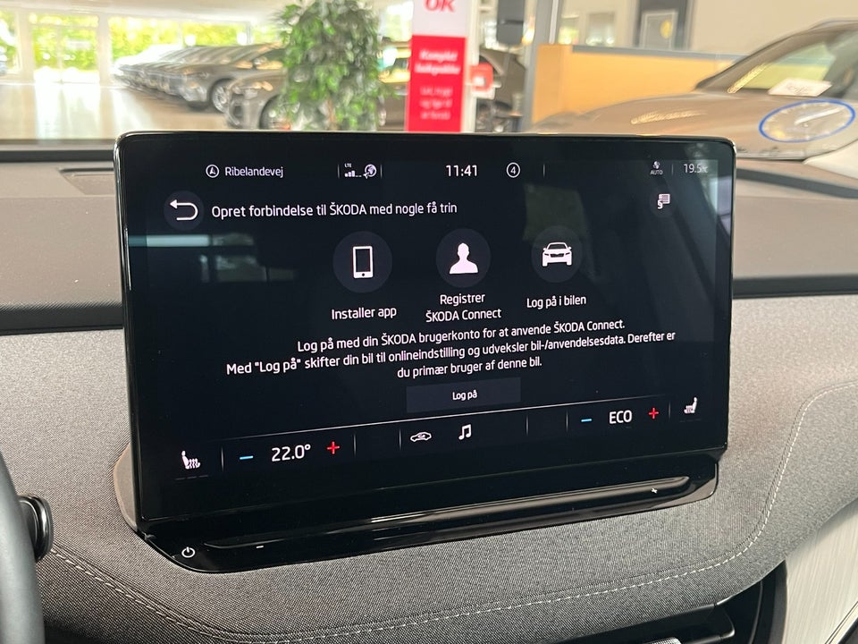 Skoda Enyaq 80 iV Loft 5d