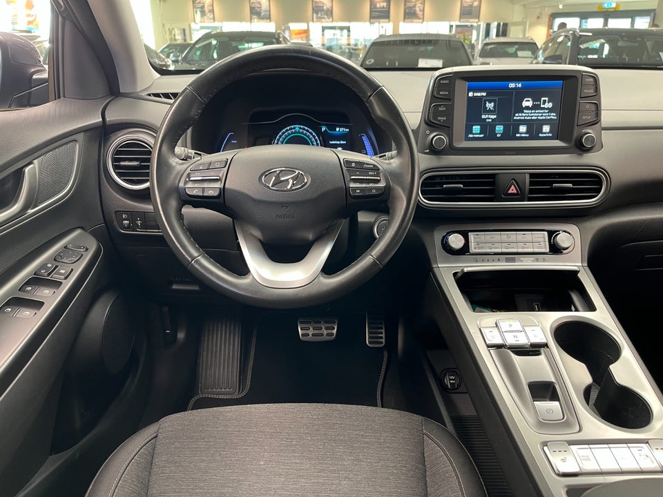 Hyundai Kona 64 EV Essential 5d