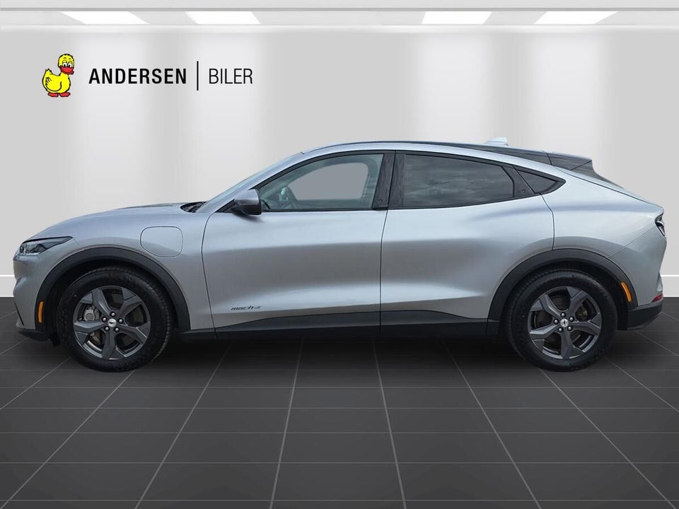 Ford Mustang Mach-E 68 Standard Range 5d