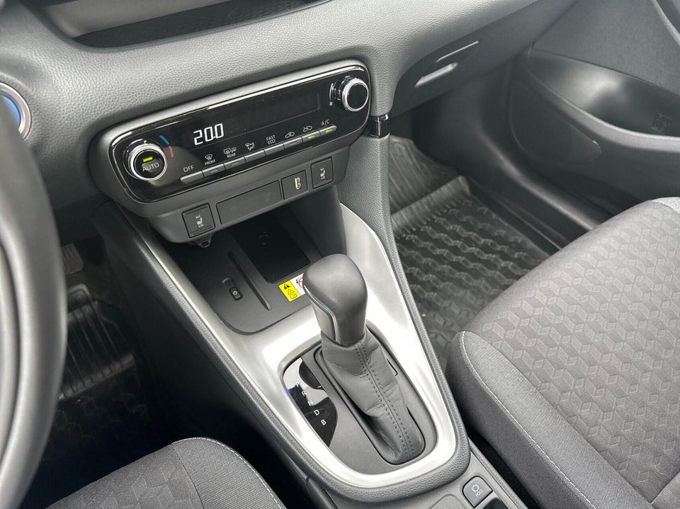 Toyota Yaris 1,5 Hybrid Active Tech+ e-CVT 5d