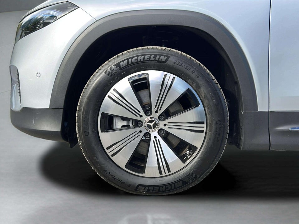 Mercedes EQB300 Progressive Advance Plus 4Matic 5d