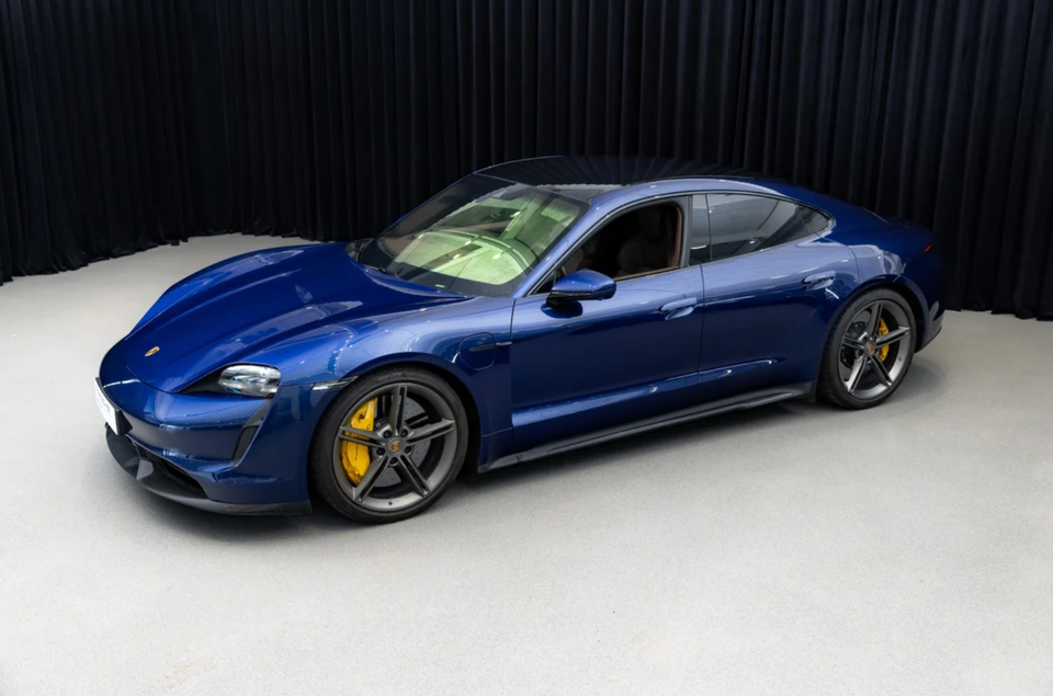 Porsche Taycan Turbo S Performance+  4d