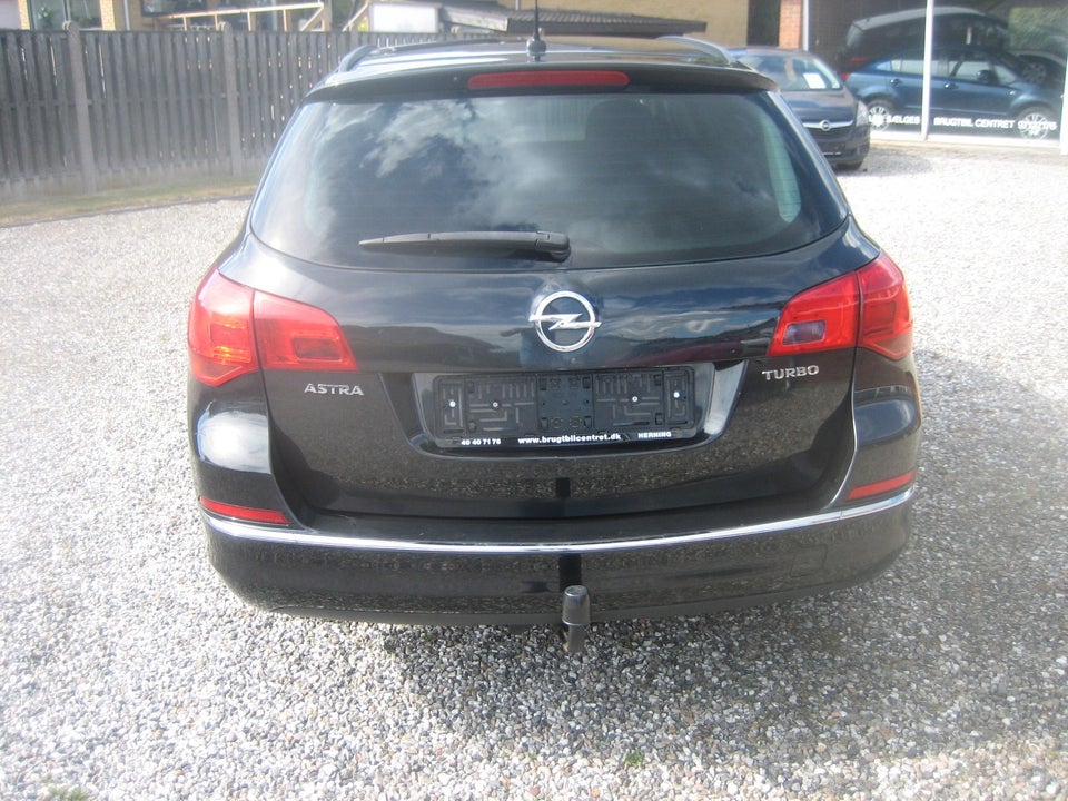 Opel Astra 1,4 T 140 Enjoy Sports Tourer 5d