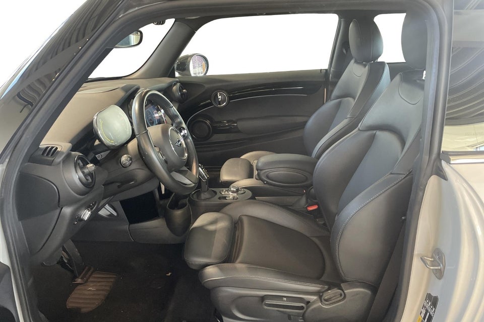 MINI Cooper SE Maximise 3d