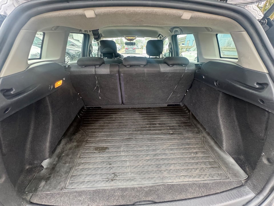 Renault Clio IV 0,9 TCe 90 Expression Sport Tourer 5d