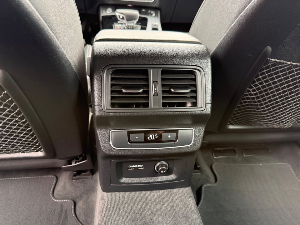 Audi Q5 55 TFSi e S-line Sportback quattro S-tr. 5d