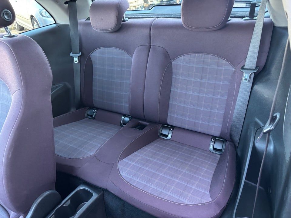 Opel Adam 1,4 87 Glam 3d