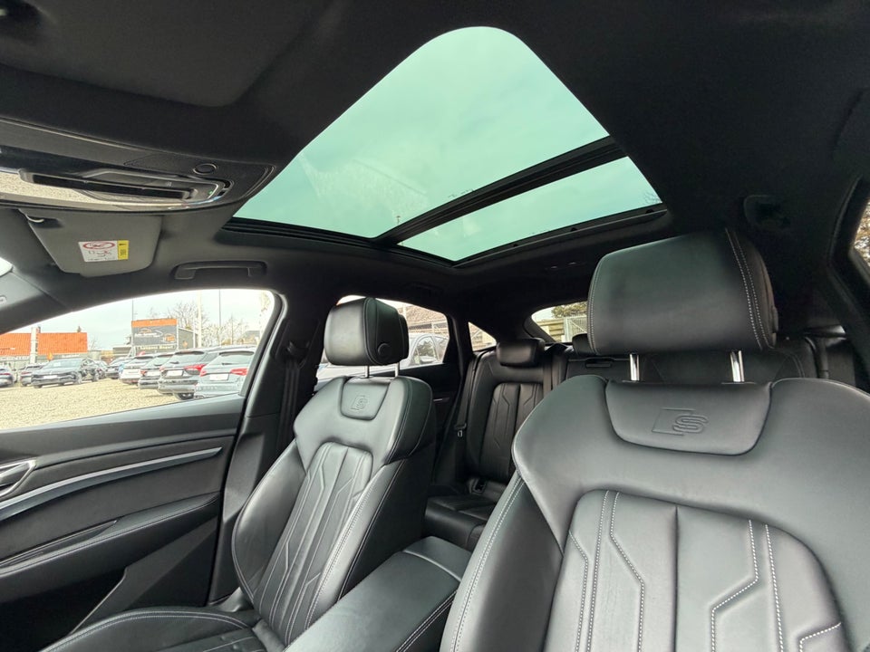 Audi Q8 e-tron 55 S-line Sportback quattro 5d