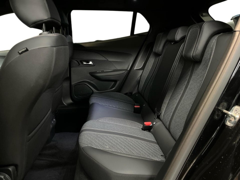 Peugeot e-2008 50 Allure 5d