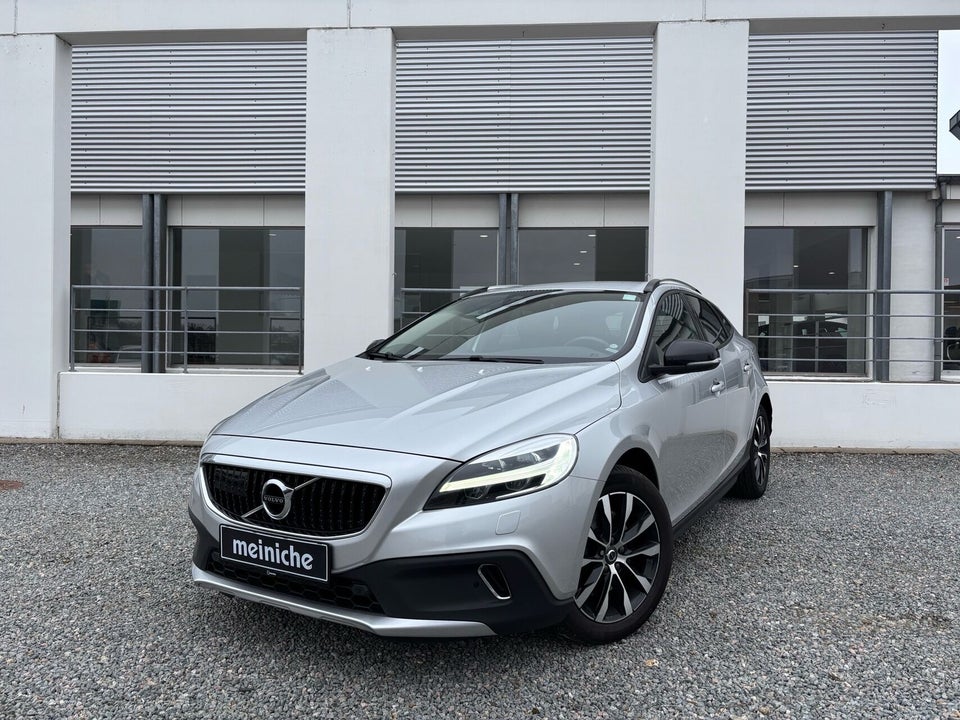 Volvo V40 CC 1,5 T3 152 Dynamic Edition aut. 5d