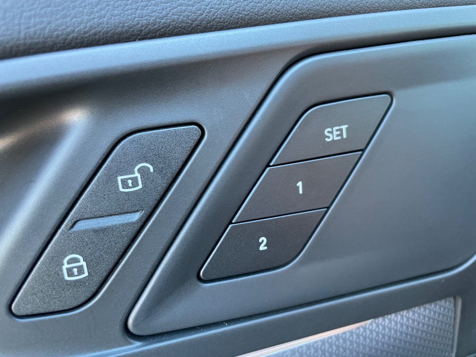 BMW iX1 eDrive20 M-Sport 5d