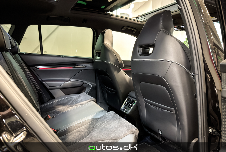 Skoda Enyaq 85 iV Sportline Maxx 5d