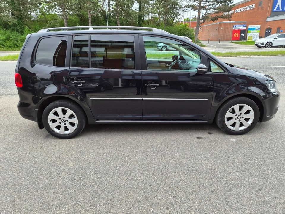 VW Touran 2,0 TDi 170 Highline DSG 7prs 5d