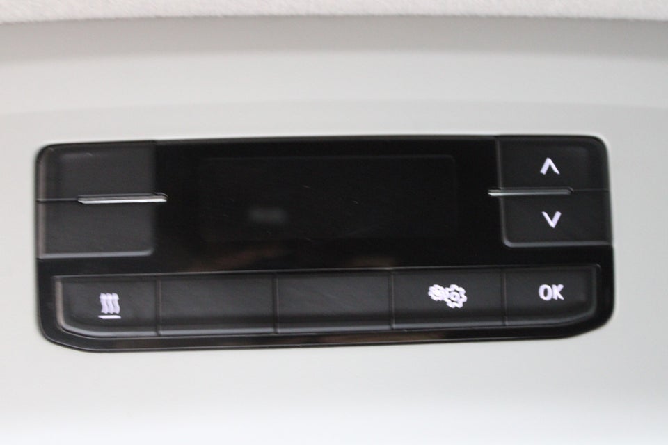 VW Transporter 2,0 TDi 150 Kassevogn DSG lang