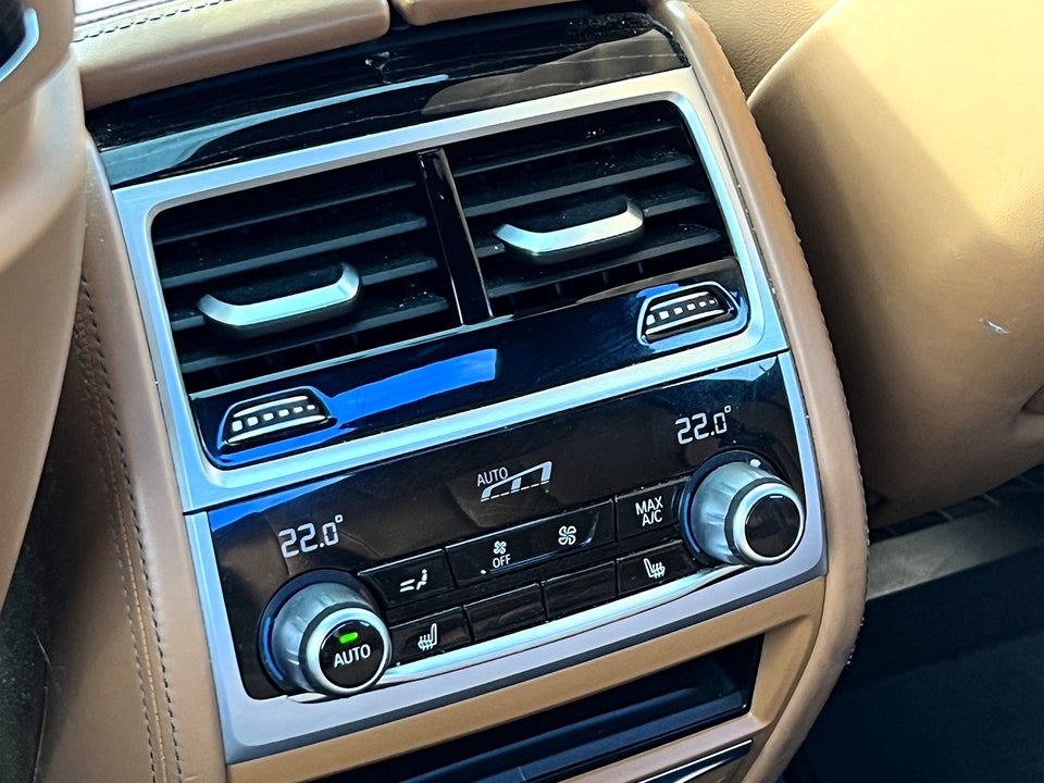 BMW 740i 3,0 M-Sport aut. 4d