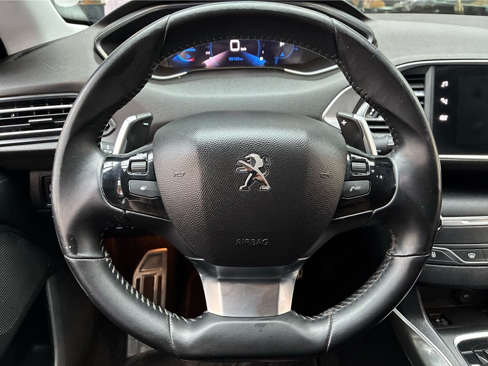 Peugeot 308 1,5 BlueHDi 130 Allure Pack SW EAT8 5d